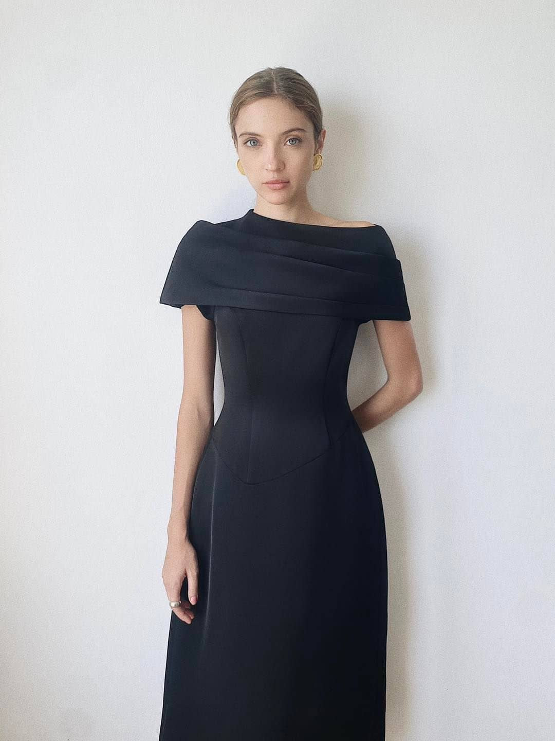 Shoulder Cover Dress L / Black Shoulder Cover Dress L / Black